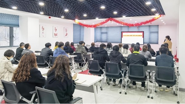 开创铝型材业绩新高度，努力挑战四月份新目标? ?