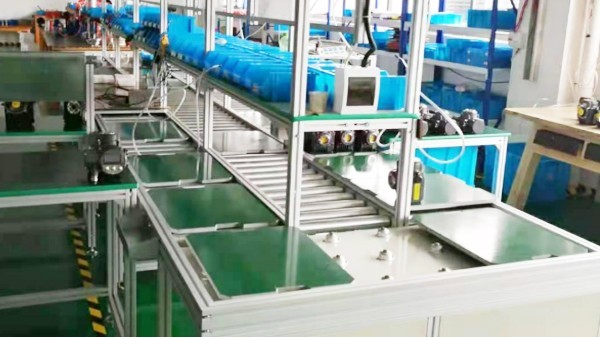 鋁型材工作臺(tái)：打造高效、靈活的現(xiàn)代生產(chǎn)空間